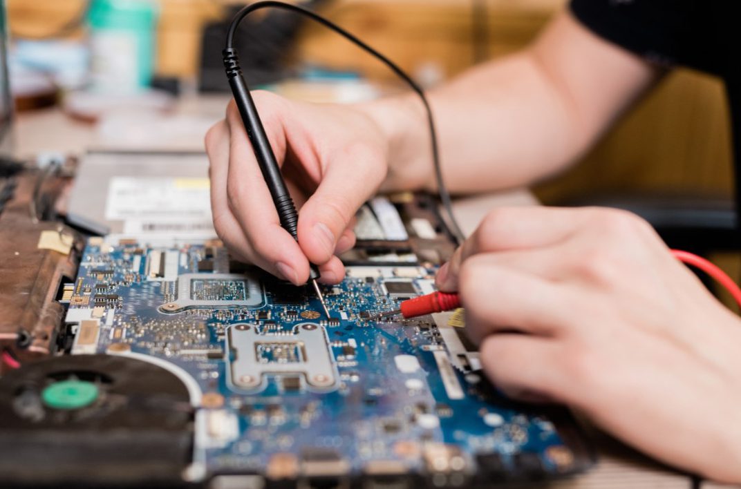 Laptop and Computer Repair Services Keeping You Connected in 2024