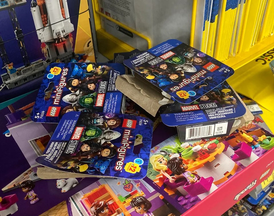 Please stop ripping open LEGO Minifigure boxes Jay's Brick Blog