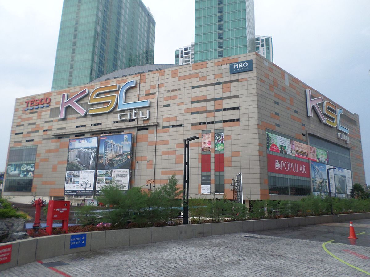 The Top Shopping Mall in Johor Private Taxi Singapore to Johor Bahru