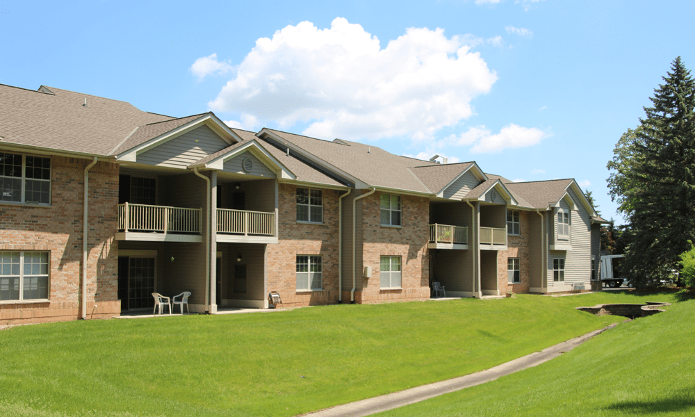 The Woods Apartments JBJ Companies, Inc.