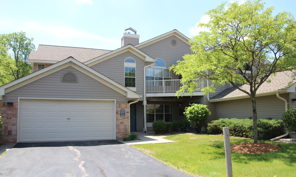 The Woods Apartments JBJ Companies, Inc.