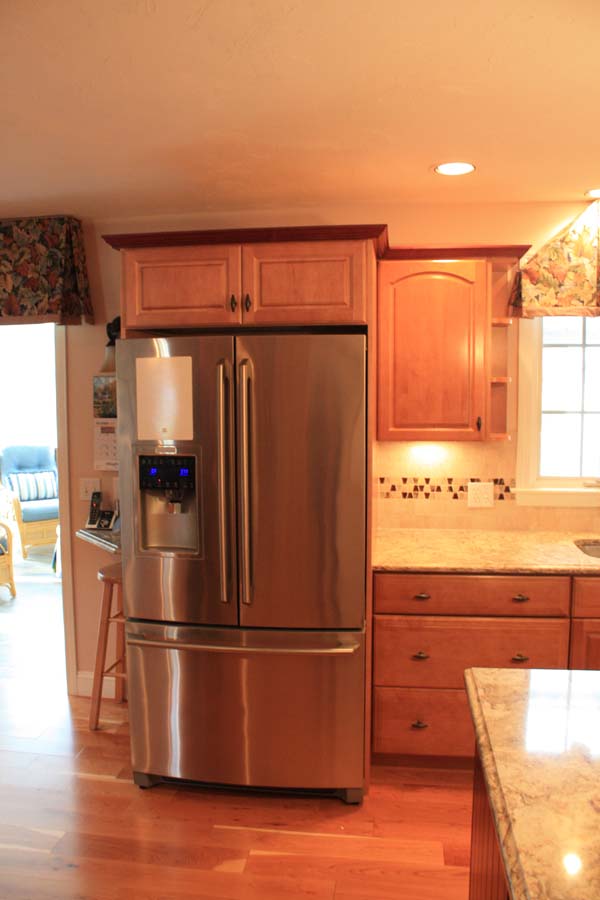 Maple with Accents JB Kitchens & Baths