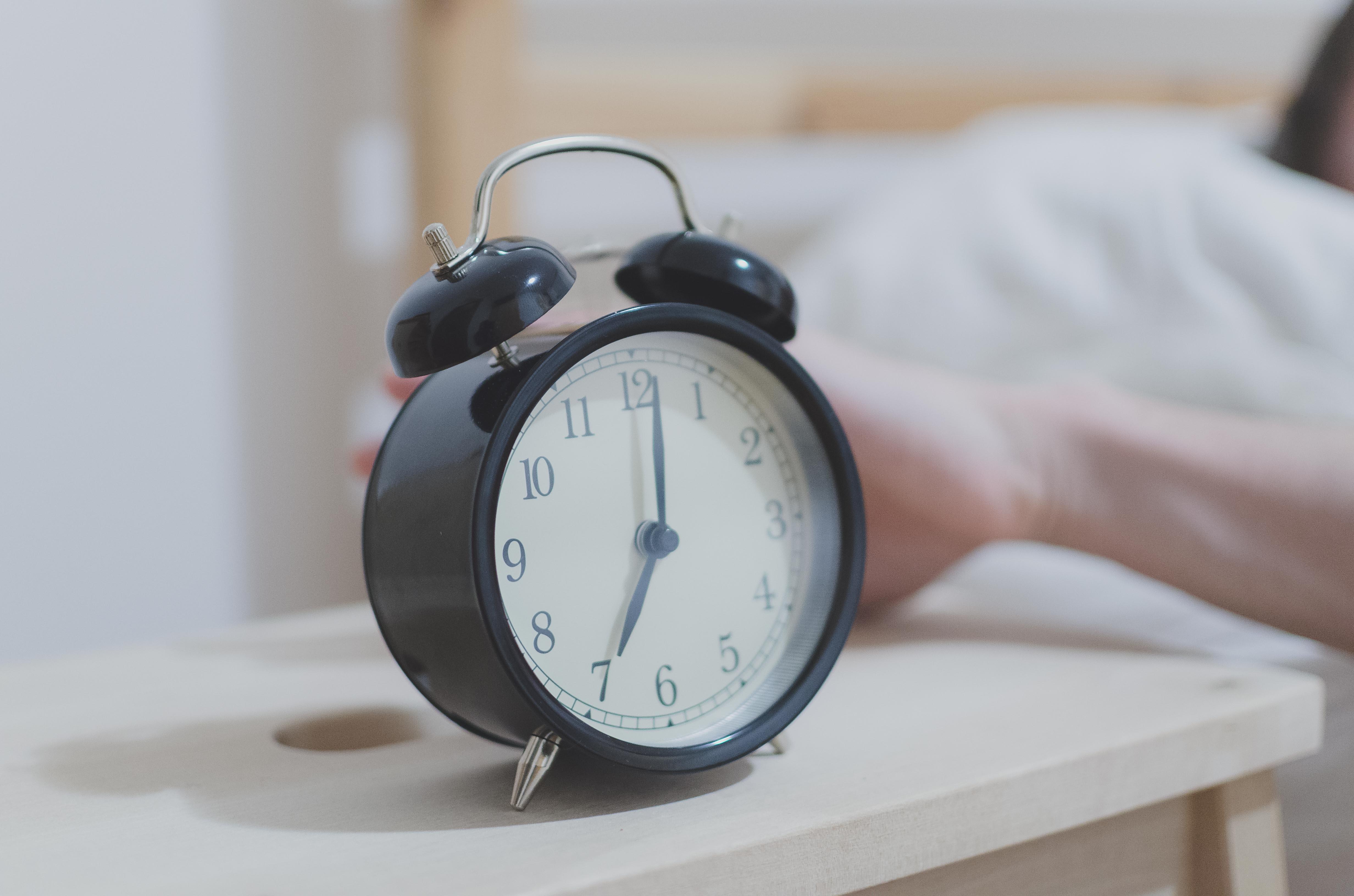 12 Ways to Smoothly Start Waking Up Earlier John Boitnott