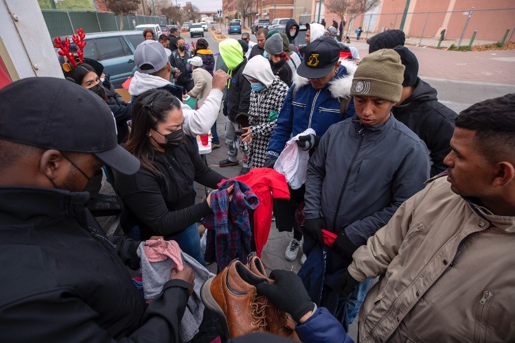 El Paso Mayor Declares Emergency Over Border Crisis The New American