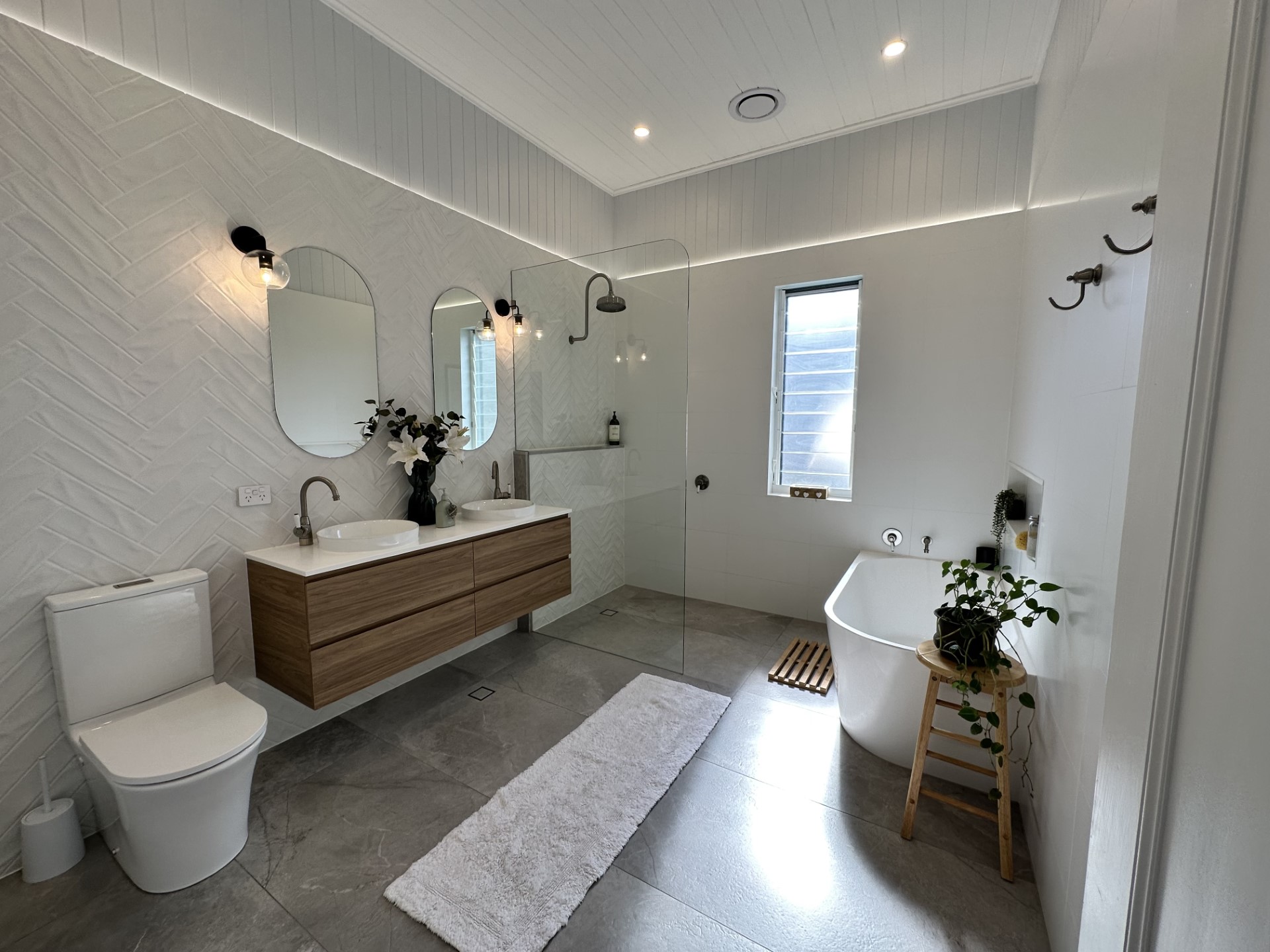 Bathroom Renovations Brisbane Northside Small Budget Renovations