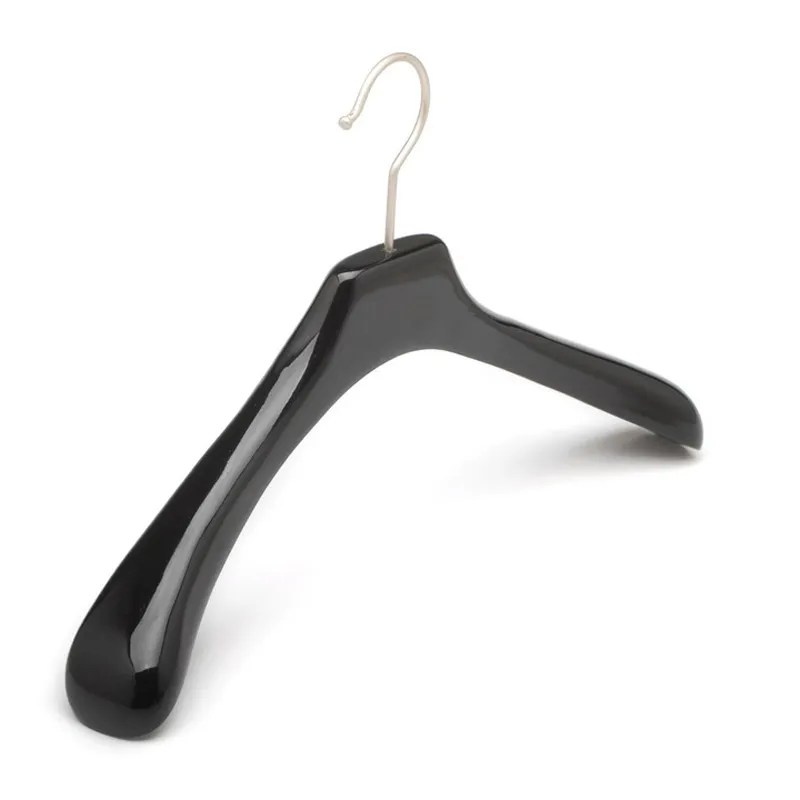 WOODEN HANGERS JARED HANGERS