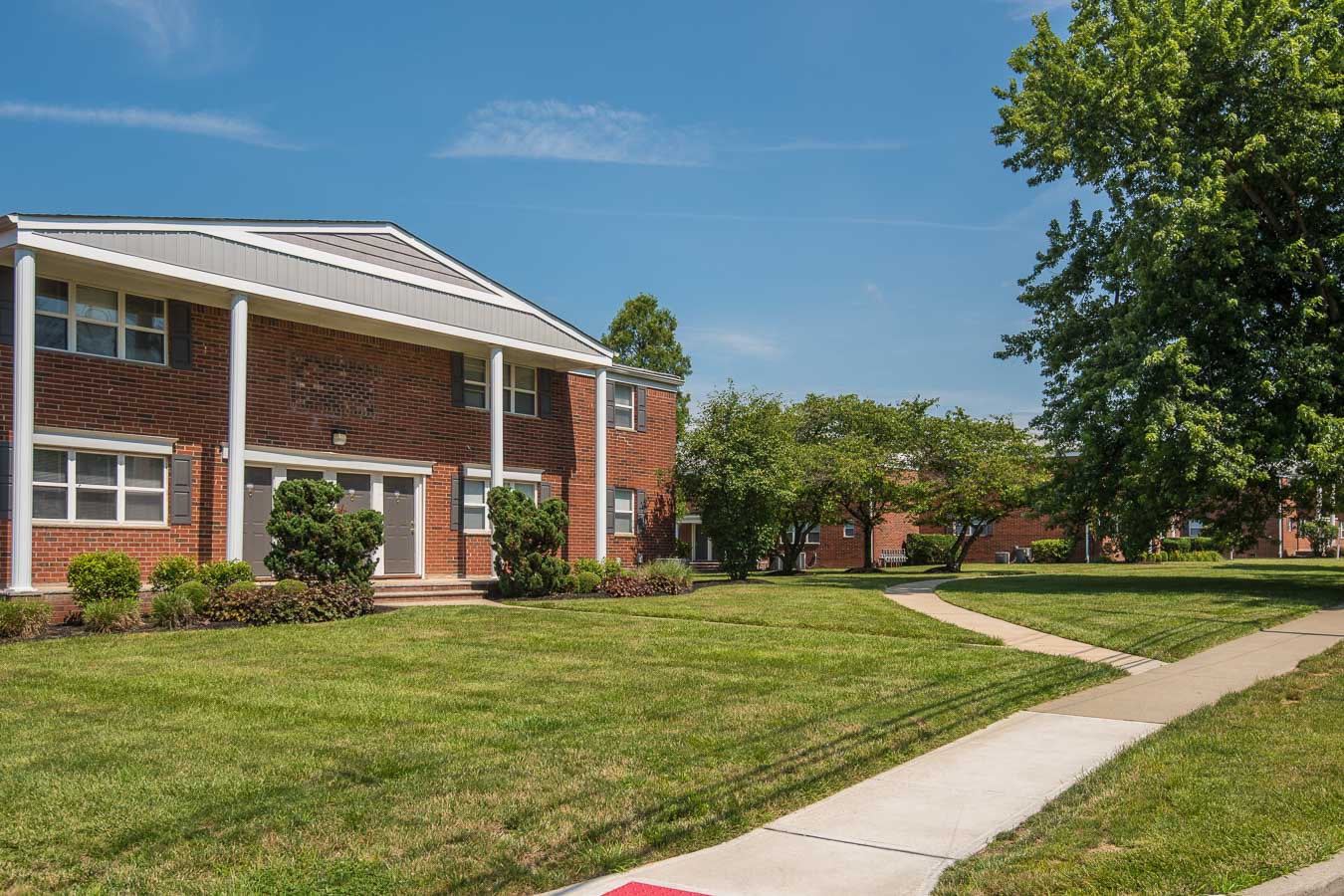 Photos and Gallery of Chestnut Court Apartments in Matawan NJ