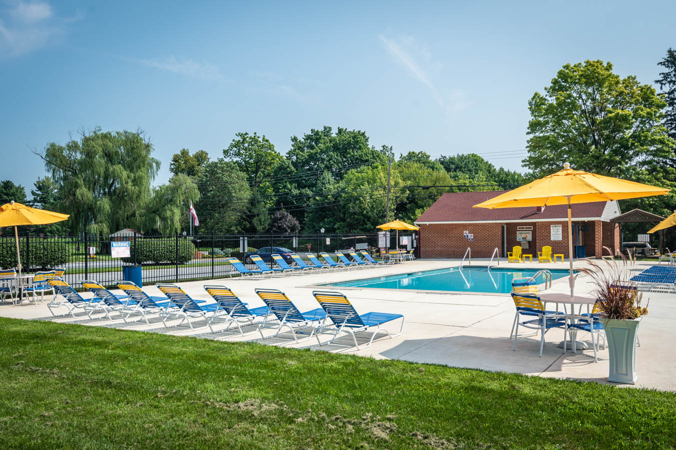 Photos and Gallery of Colebrook Apartments in Lancaster PA