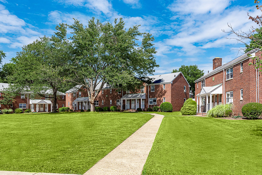 Amenities of Essex Gardens Apartments in Maywood NJ JCMLiving