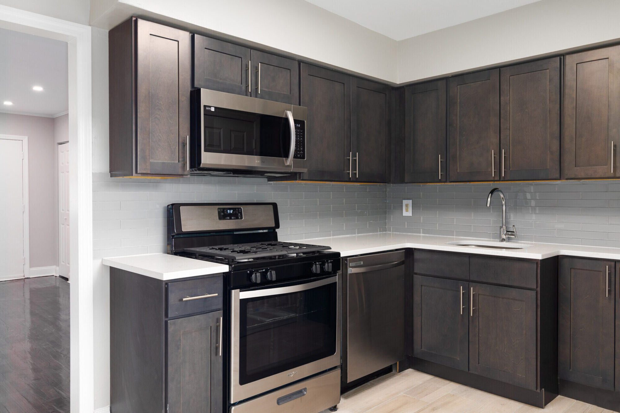 Photos & 3D Tours of Barrett Country Club in Kendall Park, NJ