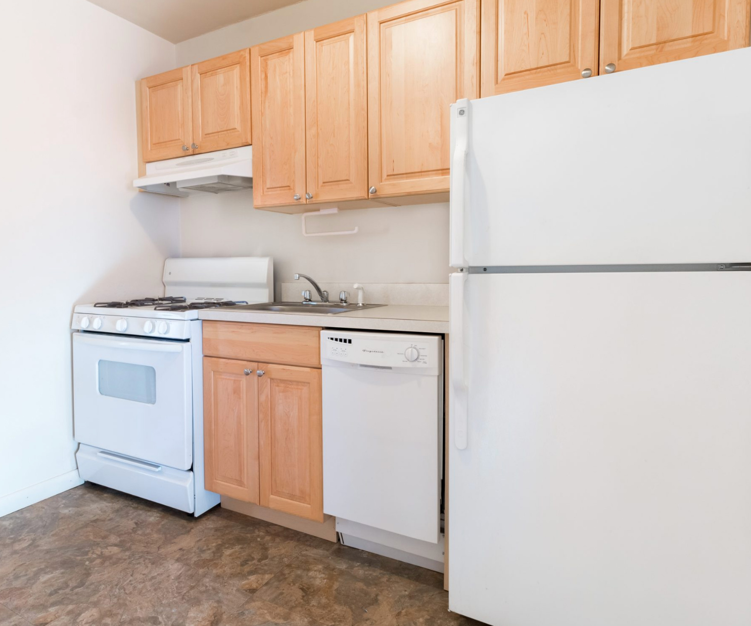 Bloomfield Manor Apartments in Bloomfield NJ Official site