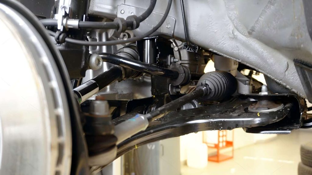Lower Control Arm Replacement: DIY Steps, Tools, Torque & Alignment