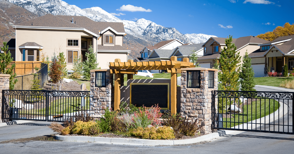 Top 5 Benefits of LockandLeave Lifestyle