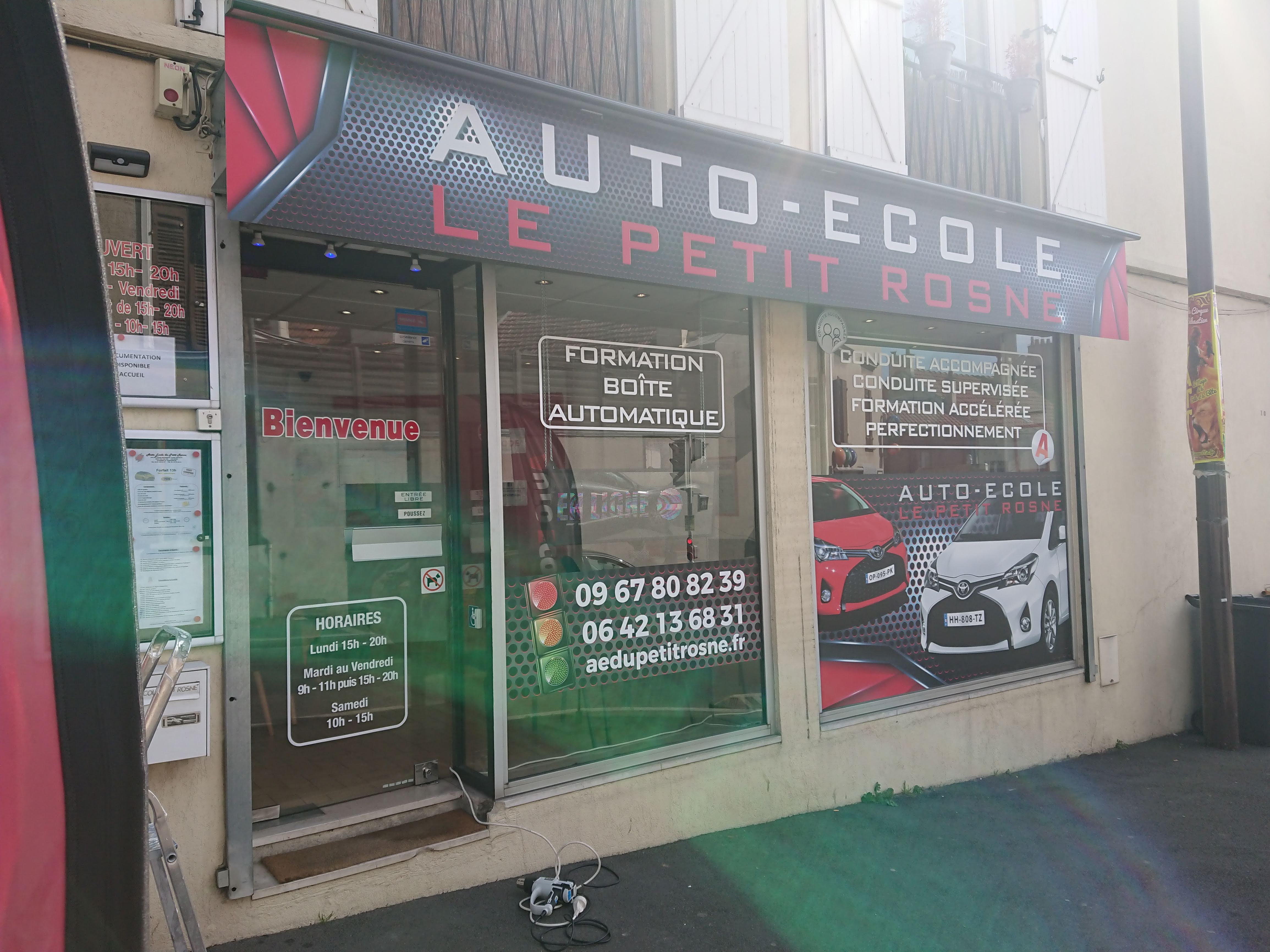 AUTOÉCOLE LE PETIT ROSNE JCONNAN