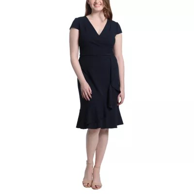 London Style Short Sleeve Fit + Flare Dress