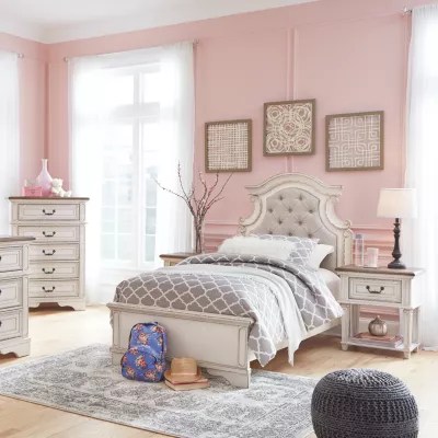 Signature Design by Ashley® Realyn Bedroom Collection 1Drawer Nightstand, Color Chipped White