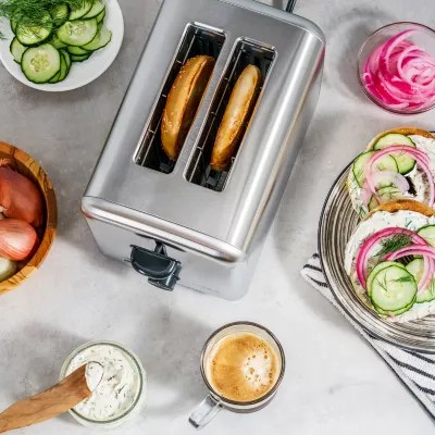 Cooks 2Slice Stainless Steel Toaster 22304/22304C, Color Stainless