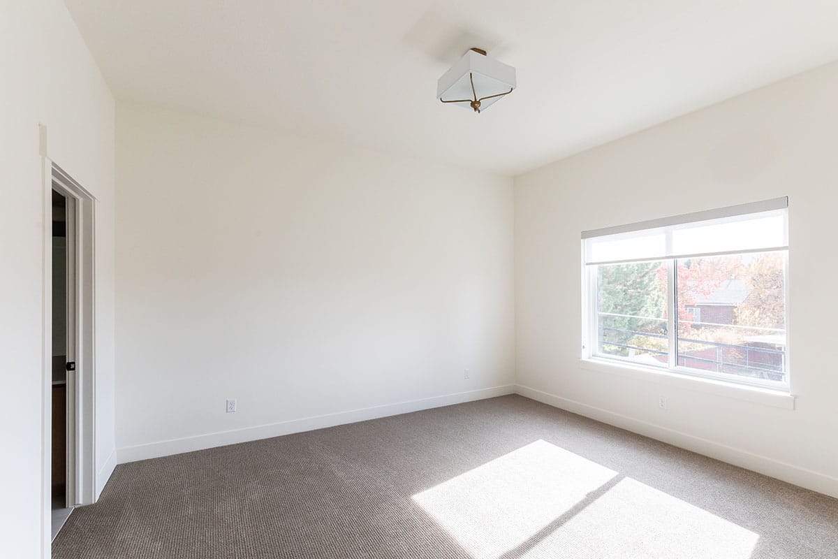 33 Views / Millcreek Apartments J Development