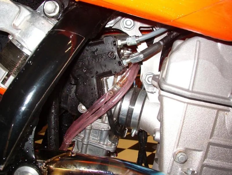 EASY ACCESS TO CARB CABLES JD Jetting