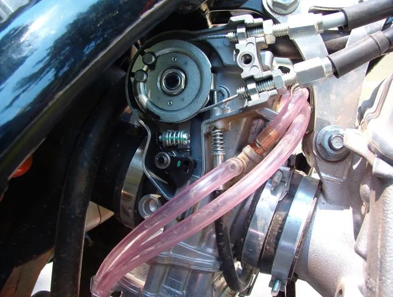 ACCELERATOR PUMP LINKAGE AND TIMING SCREW - JD Jetting