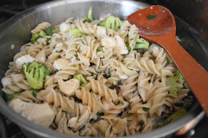 Quinoa Fusilli Aglio Olio Jeanie and Lulu's Kitchen