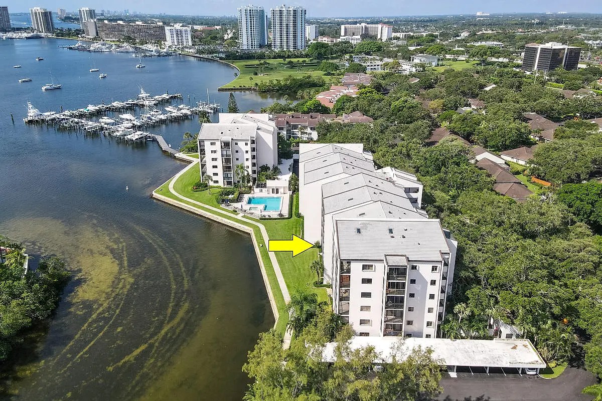 Community Spotlight Twelve Oaks North Palm Beach A Slice of Paradise