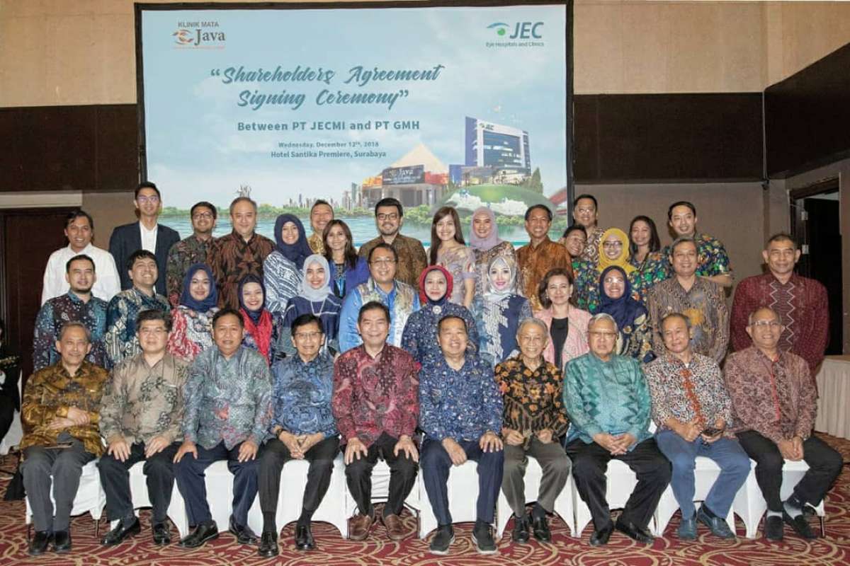 Penandatanganan kerjasama antara Klinik Mata Java Cataract & Refractive