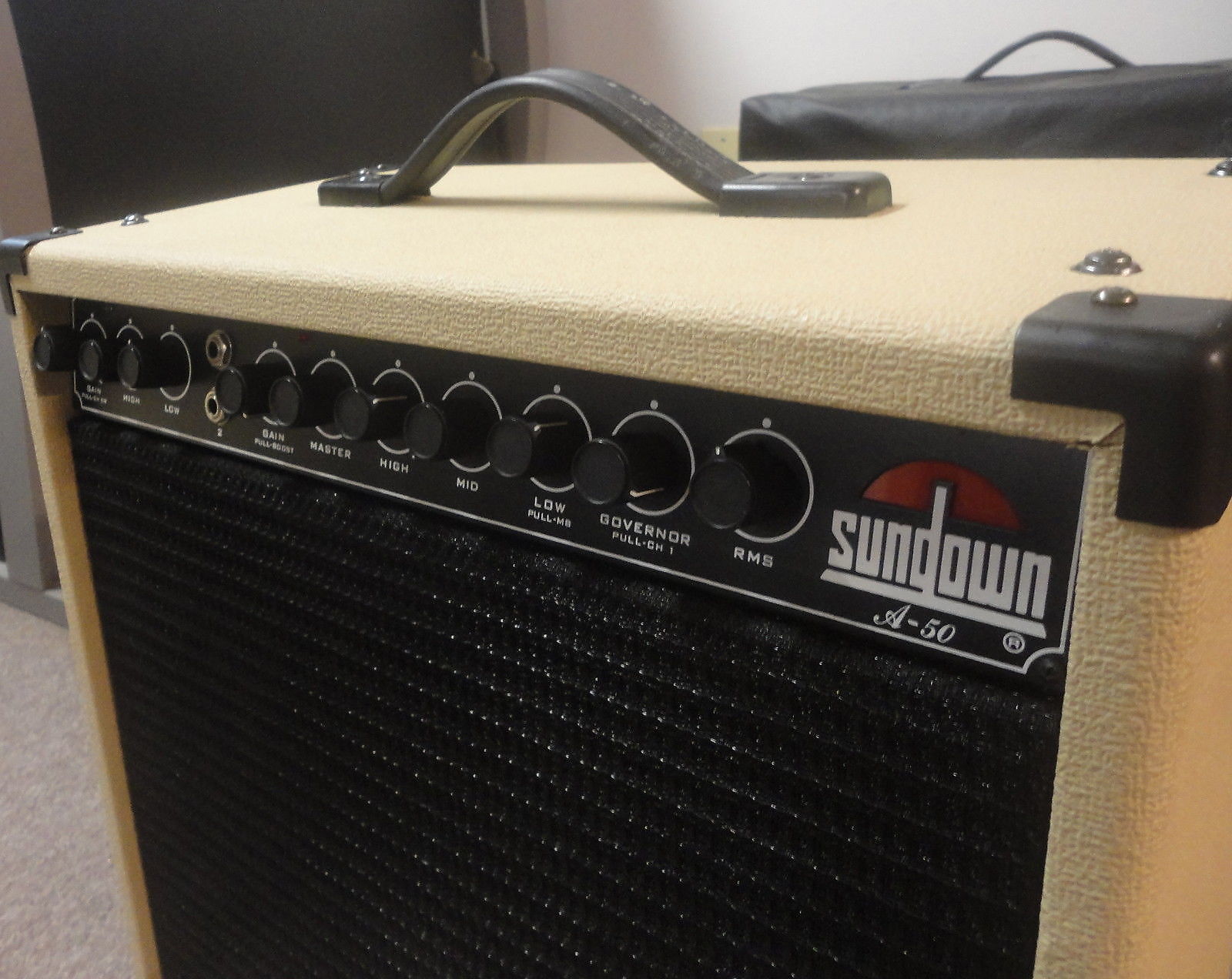 Dennis Kager Sundown and Rocky amplifiers New Jersey and New York