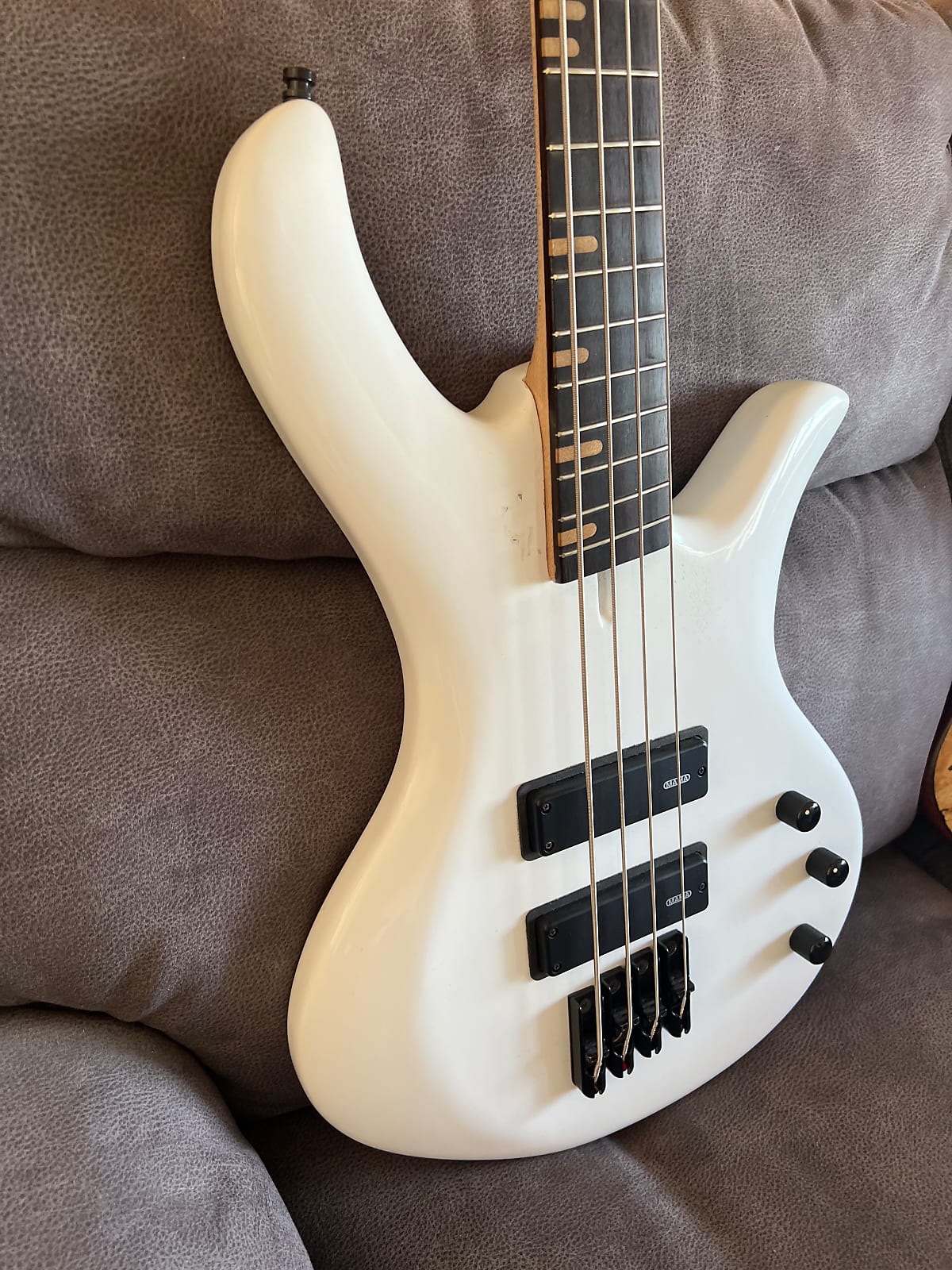 Manicaro Custom Guitars Malta Jedistar