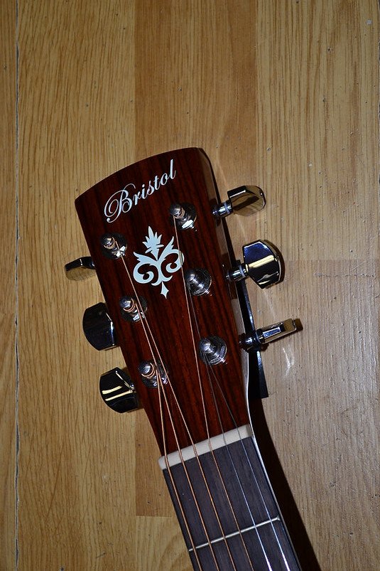 Bristol guitars Jedistar