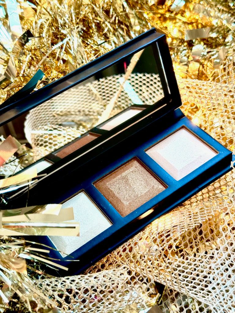 Highlighter Trio Palette J.EDWARD Beauty