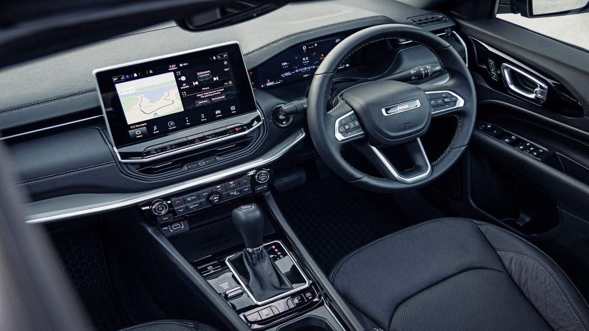 Jeep Compass ModelS Exterior, Interior Design & Specifications Jeep