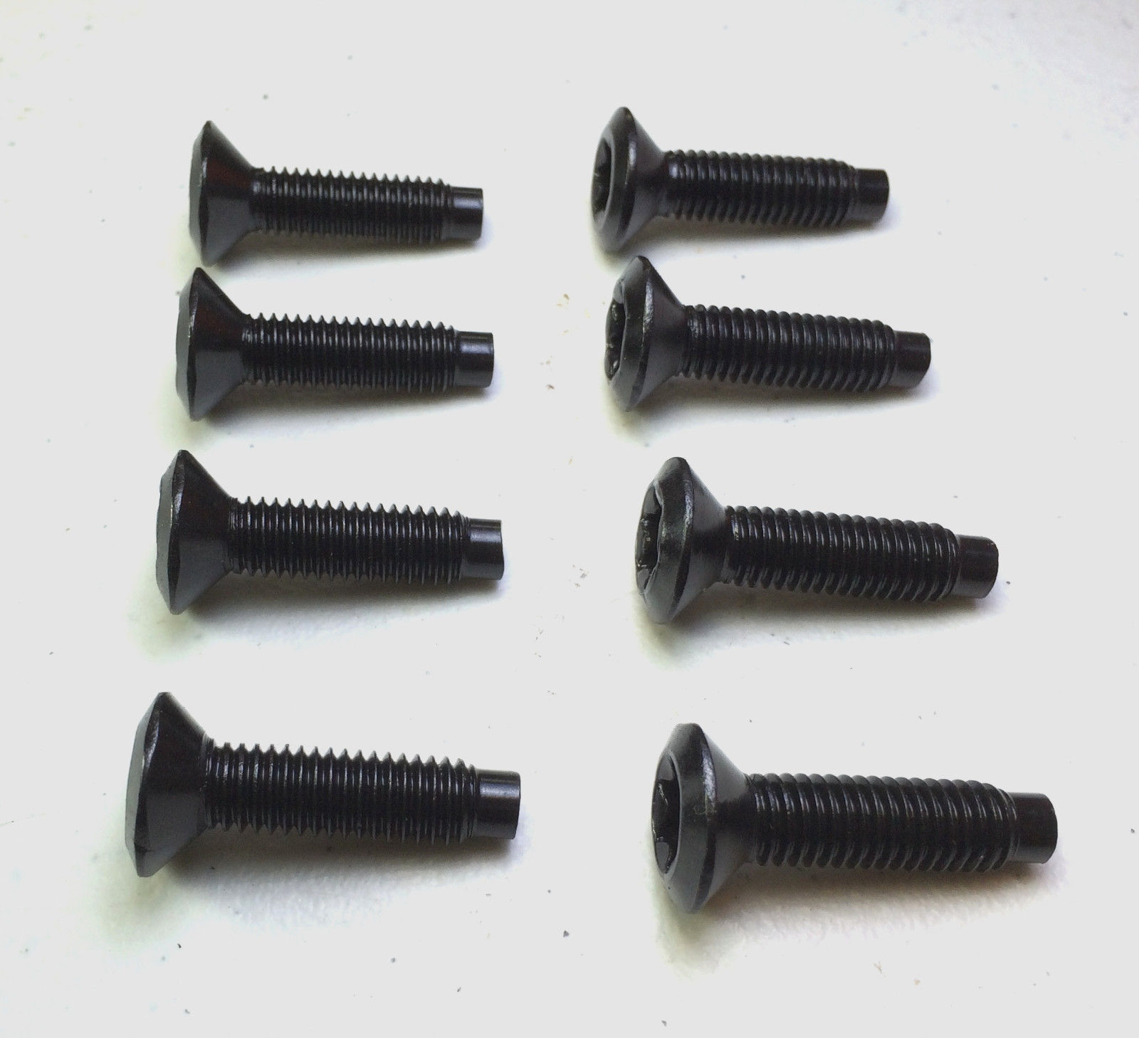 8 Each / 2007 to 2017 Jeep Wrangler JK Door & Hood Hinge Torx Screws