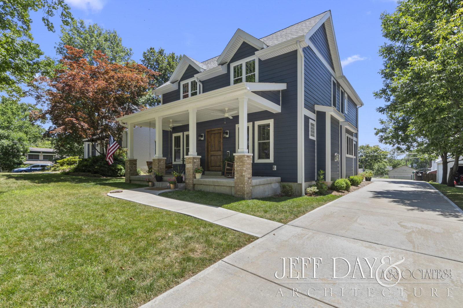 Private Residence in Brentwood Colonial Jeff Day and Associates