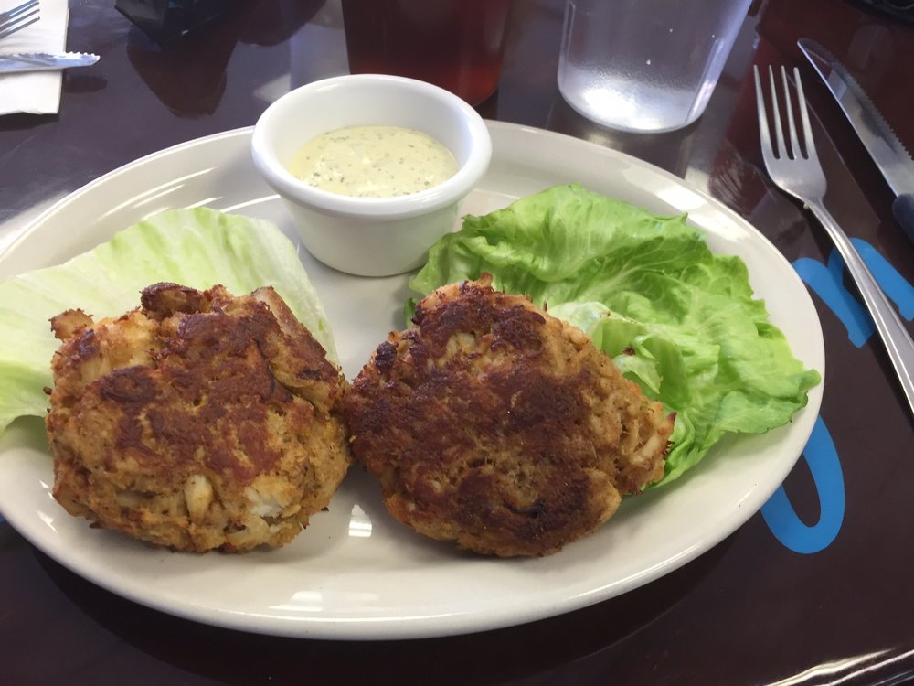 Bates New England Seafood & Subs (Winter Garden) Jeff Eats