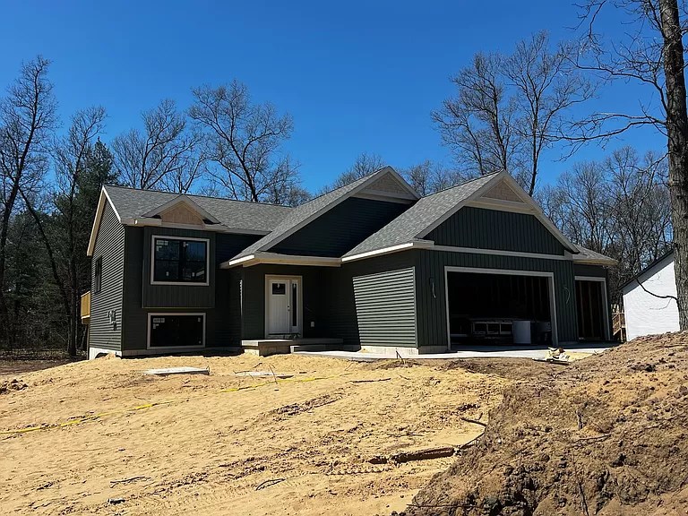 413 Sabine Drive, Muskegon, MI 49445 Jeff Miedema Homes