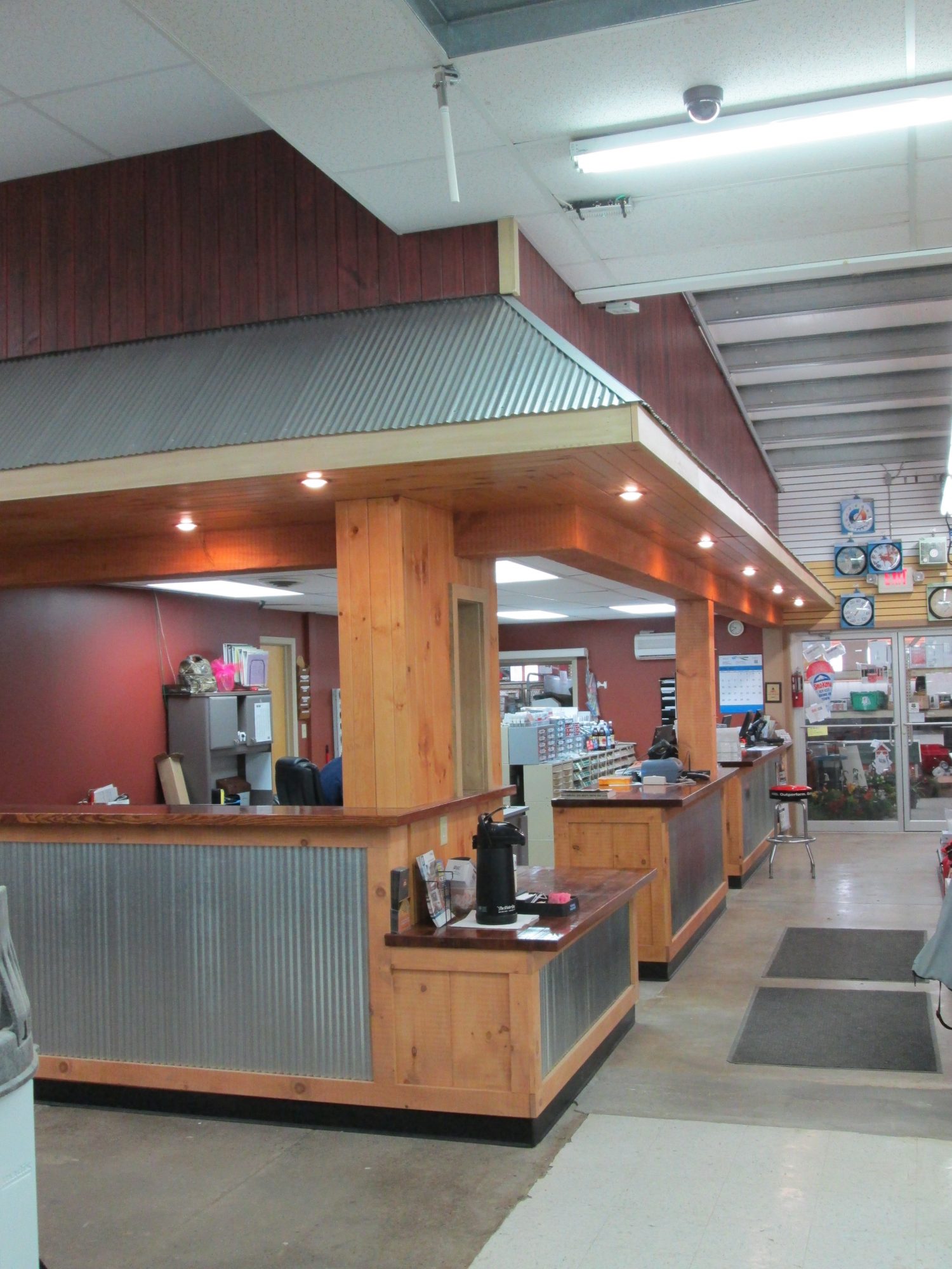 Mountain View Hardware J. E. Horst Building and Remodeling