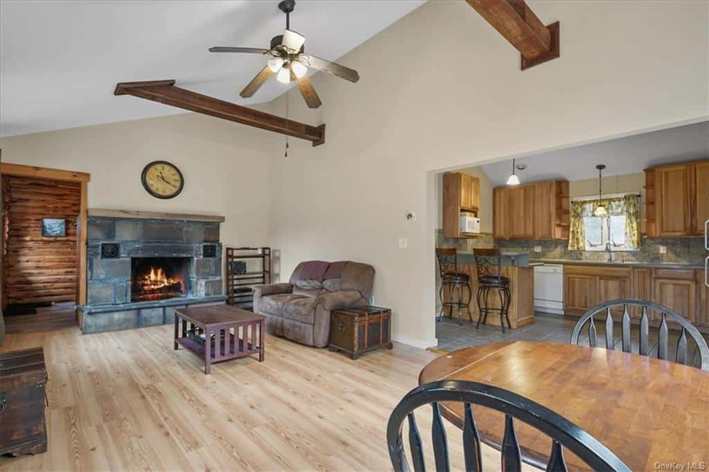 9 Conklin Road, Warwick, NY