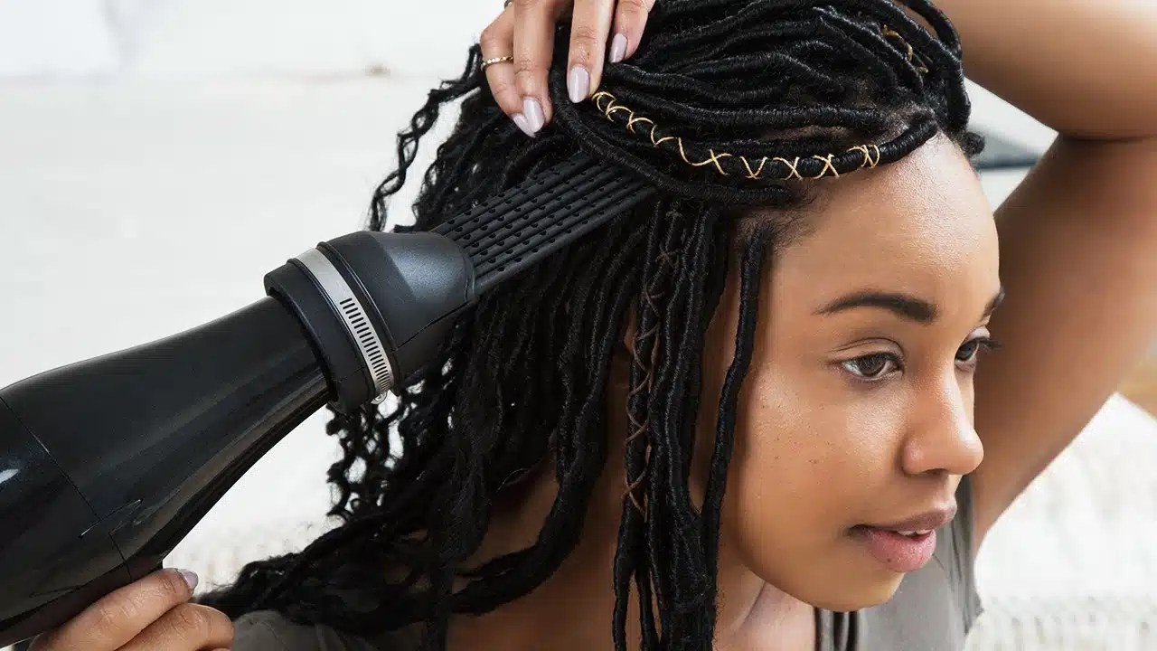 Can You Put A Wig In The Dryer? The Fact You Should Not Misss