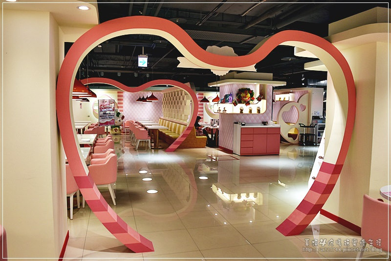 [捷運美食-台北車站] MI FOOD CAFE’義式複合式餐廳。療癒主題餐廳。五鐵秋葉原商圈異國料理輕食美味推薦。(食我APP特約優惠店家)