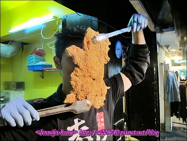 [捷運美食-公館站] 比臉還大的12盎司大雞排~赤炸風雲 →恭喜本文獲選YAHOO奇摩103/1/10 首頁精選文