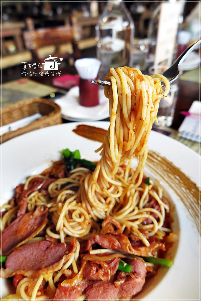 [宜蘭美食] 好吃好玩之窯烤山寨村。附菜單/地址/電話/怎麼走….(食我APP專屬優惠店家)