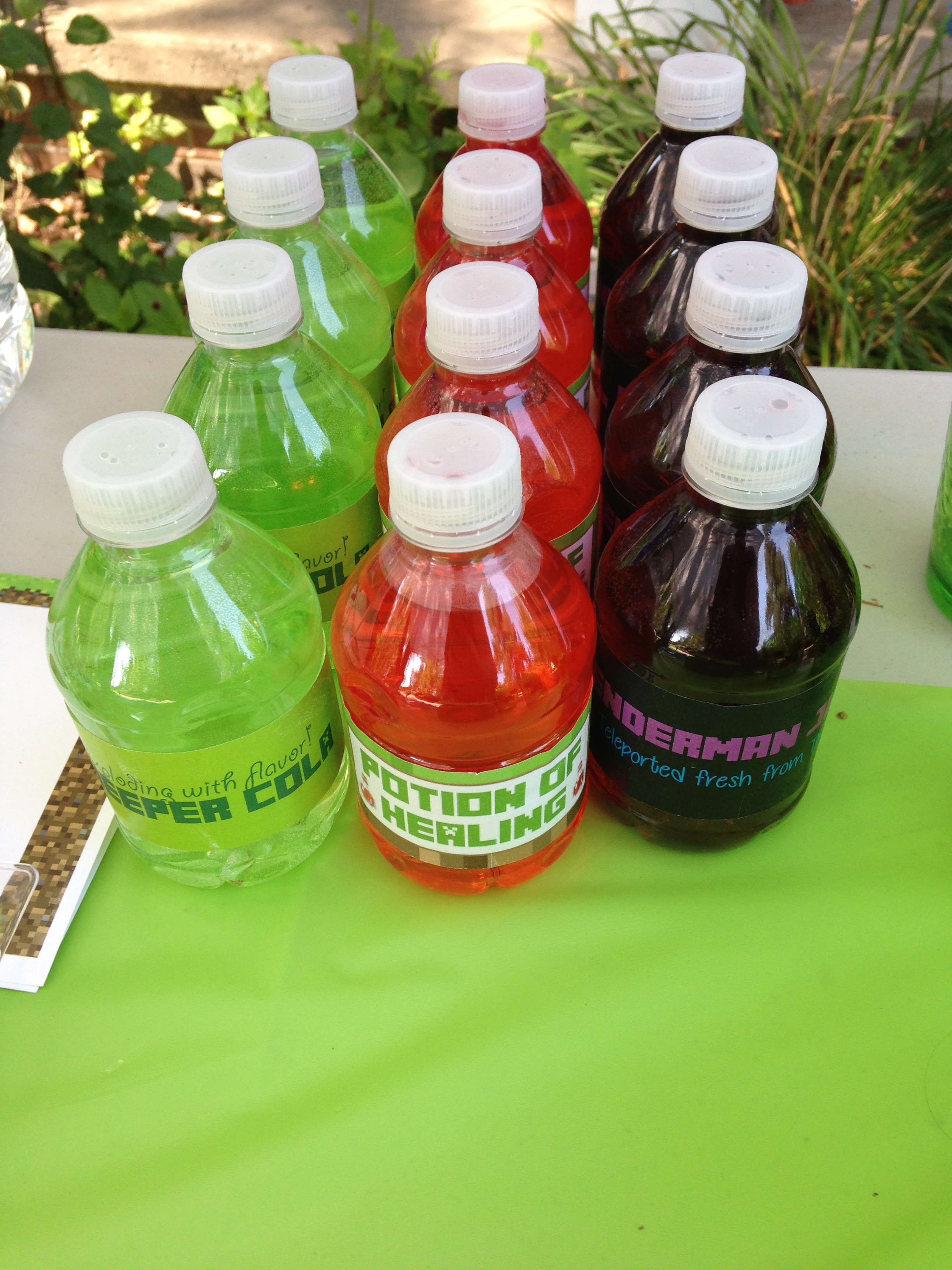 An Epic Minecraft Birthday Party (with Games and Printables