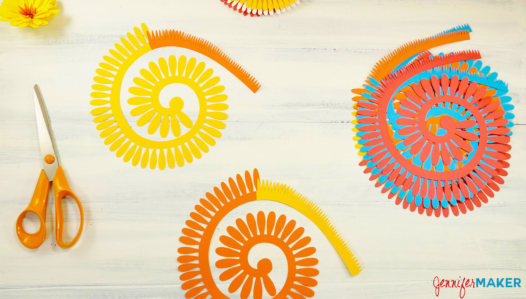 Paper Daisy An Easy Rolled Flower Jennifer Maker