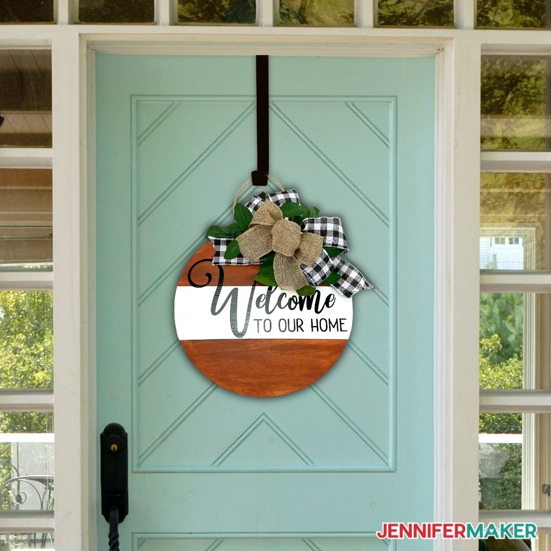 DIY Door Hangers Made with Wood Rounds on Cricut! Jennifer Maker