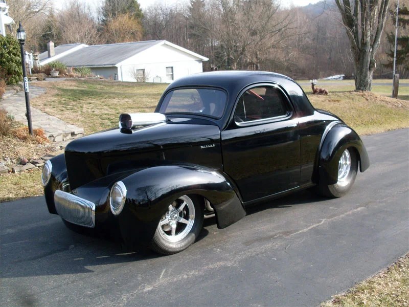 Andy Jensen's Engine Technologies. High performance engine builder in