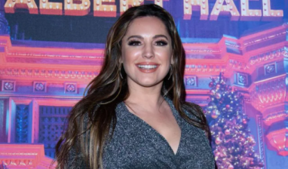 Kelly Brook Nudes Pictures & GIFS (2025)