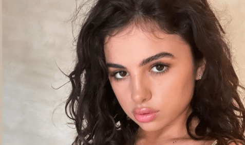 Mati Marroni Nudes Pictures & GIFS (2025)