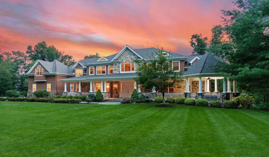Basking Ridge Estate With NFL Hall of Famer Cred Up for Auction This