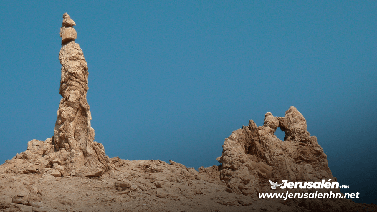 Así luce la estatua de sal de la mujer de Lot en la actualidad